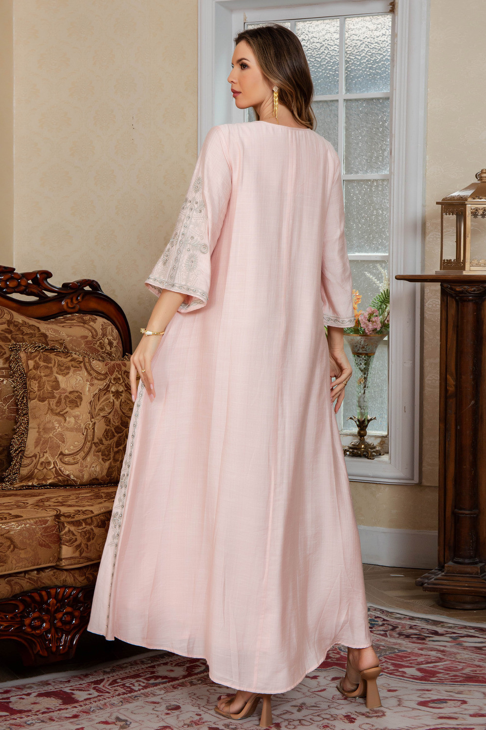 Robe orientale femme Lueur Impériale – Élégance raffinée