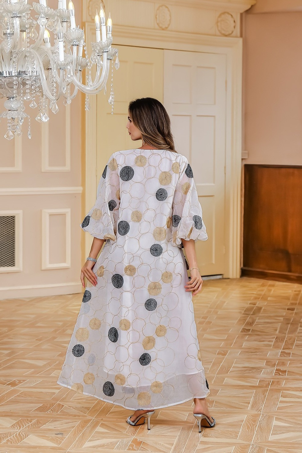 Robe orientale femme Perle du Désert – Élégance raffinée