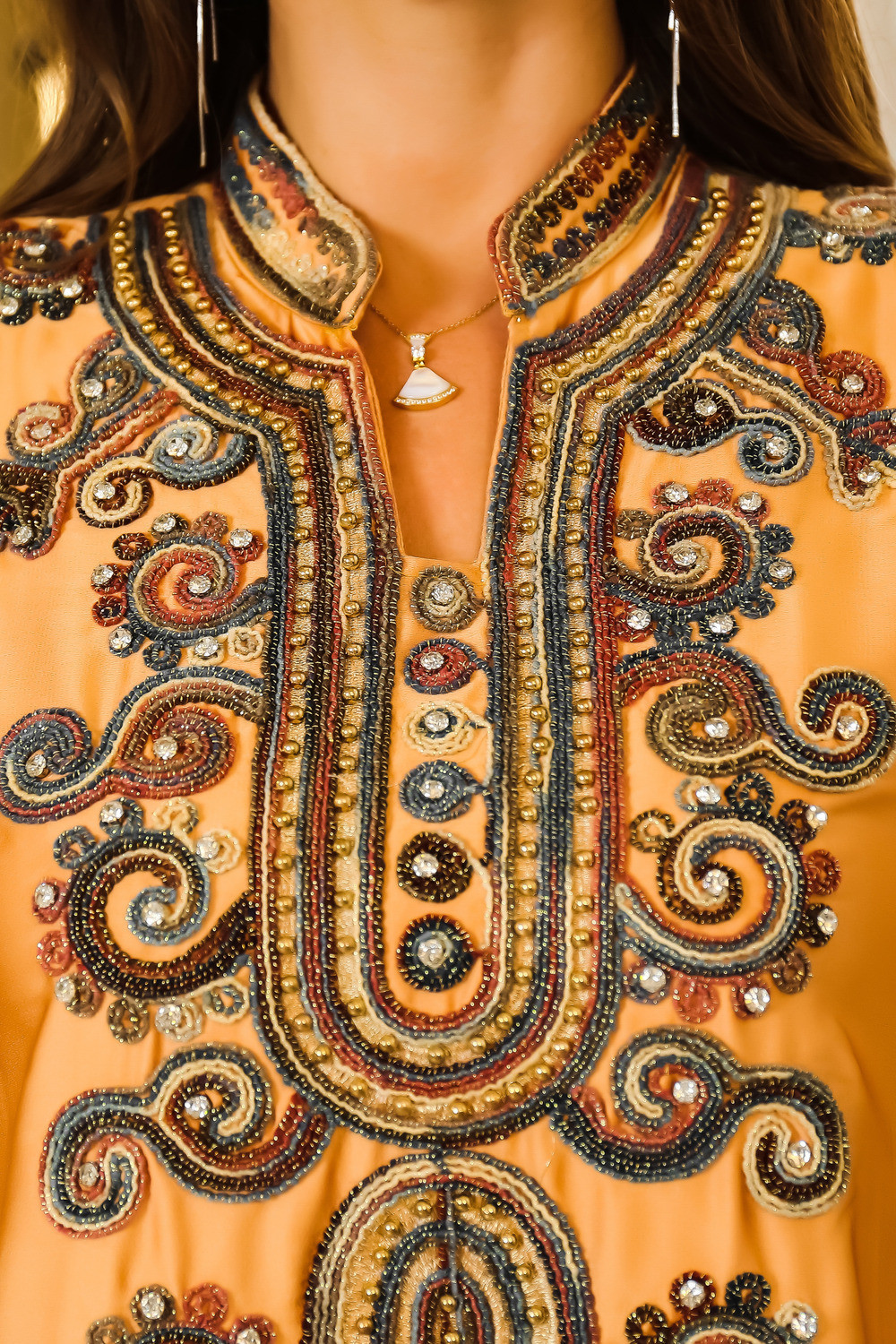 Robe orientale femme Safran Royal – Élégance raffinée