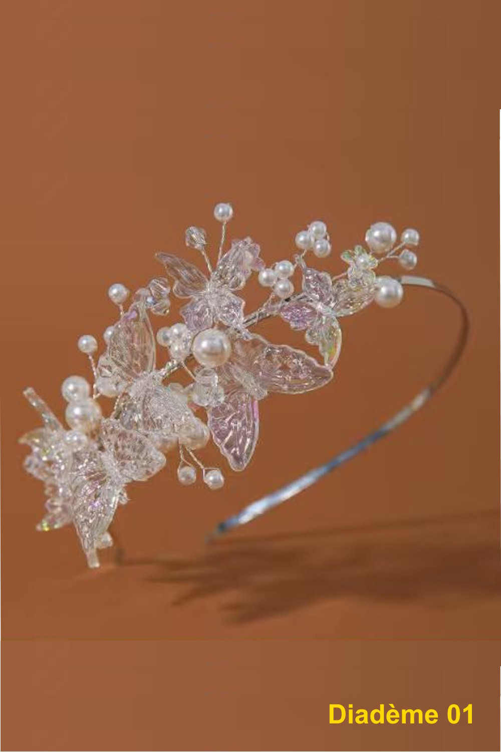 Diadème Papillon Éclatant - Élégance et Raffinement