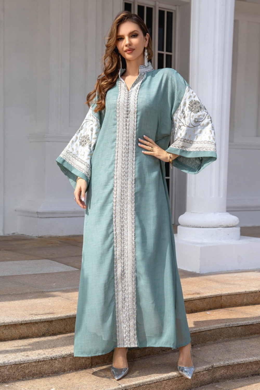 Robe orientale femme Songe d’Atlas – Élégance raffinée