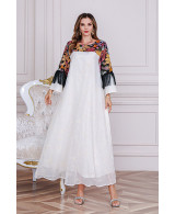 Robe Éthérée Broderie Élégante