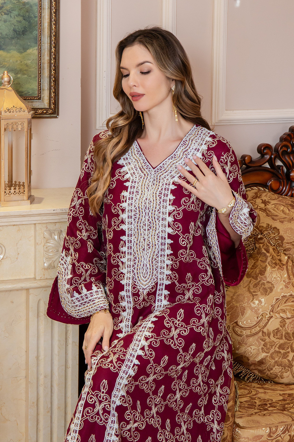 Robe orientale femme Dentelle du Palais – Élégance raffinée