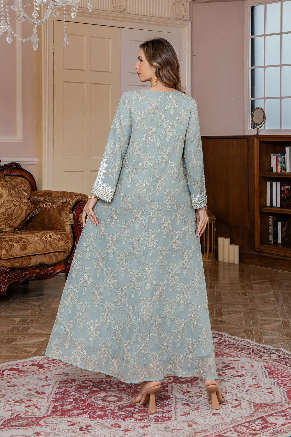 Robe orientale femme Dentelle du Palais – Élégance raffinée