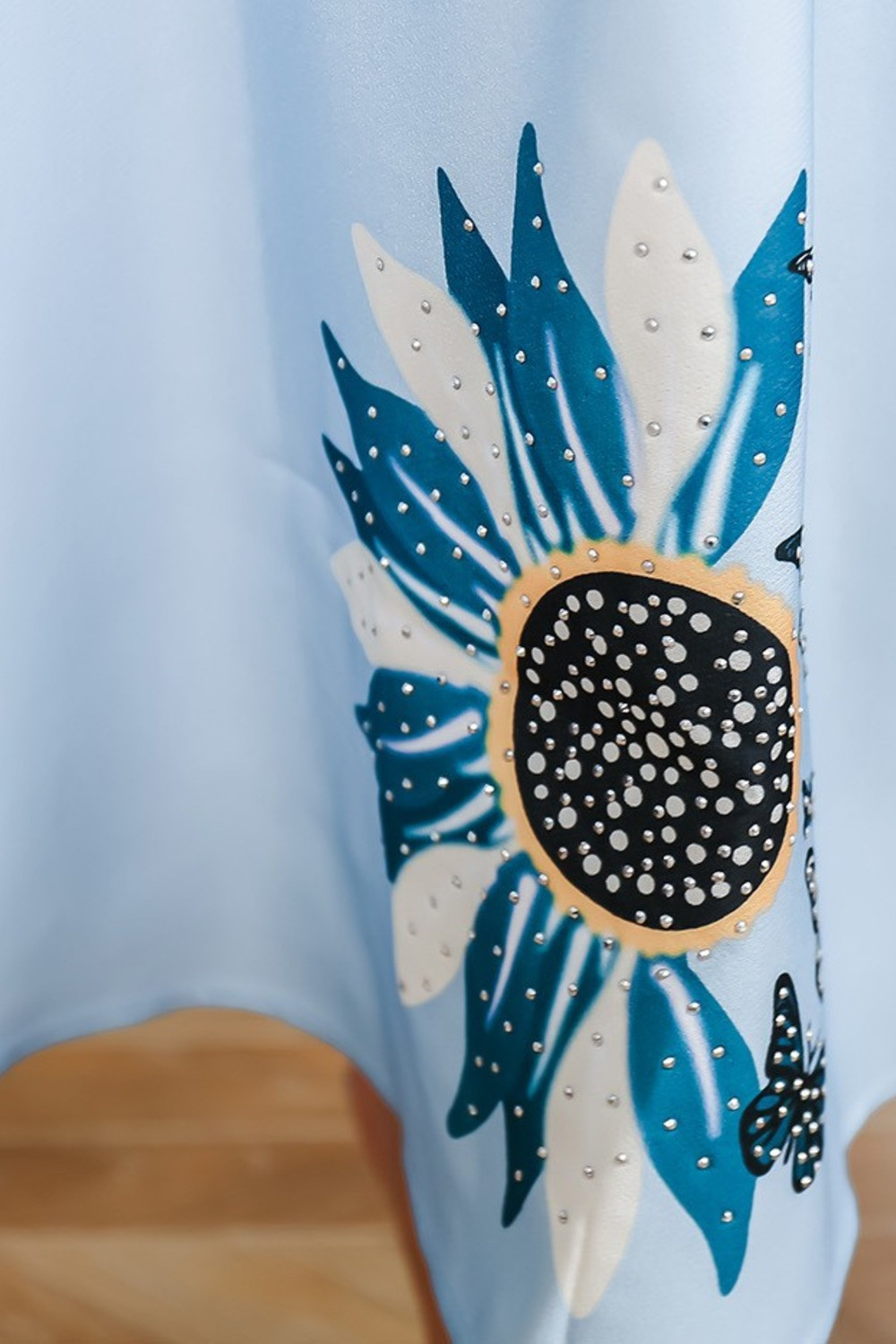 Robe orientale femme Jardin Papillon – Élégance raffinée