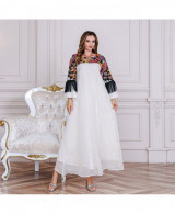 Robe Éthérée Broderie Élégante